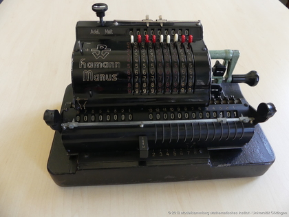 Calculating machine Hamann Manus