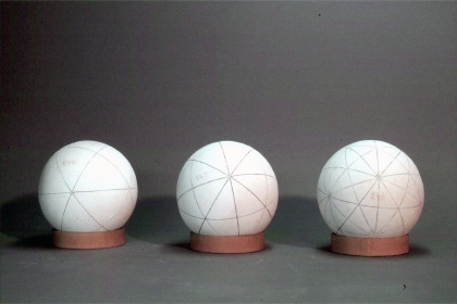 Tetrahedron-, octahedron-, icosahedron-division on the spherical surface