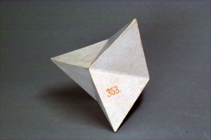 Three-dimensional grid of the 5-cell