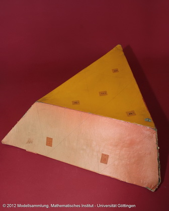 Grosser Pyramidenstumpf