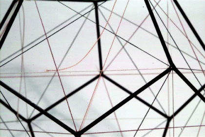 Dodecahedron with the 5 inscribed cubes