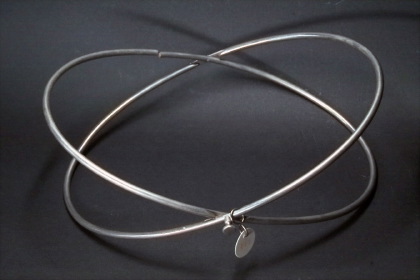 Multiple large ellipses out of aluminum wire