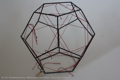 Dodecahedron with inscribed icosidodecahedron