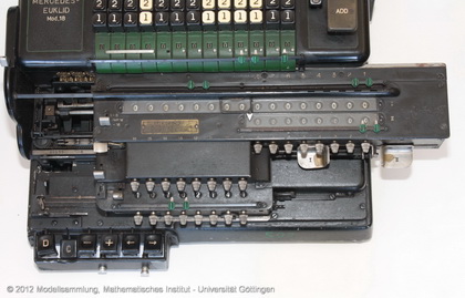 Electric calculating machine  Mercedes-Euklid Mod. 18.