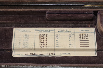Polar planimeter with calibration ruler
