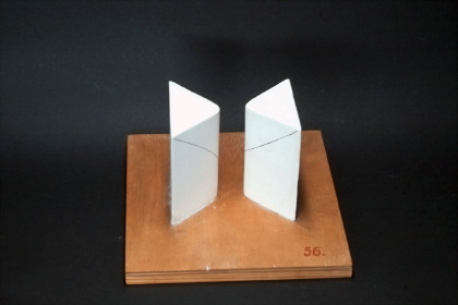 The four types of space curves of 3. order on gypsum cylinders of 2. order.