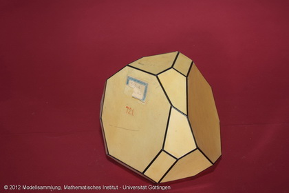 Crystal model made of cardboard