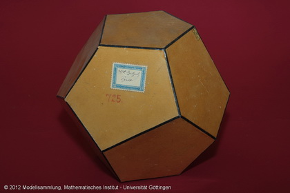 Crystal model made of cardboard