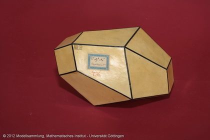 Crystal model made of cardboard