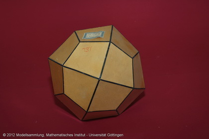 Crystal model made of cardboard