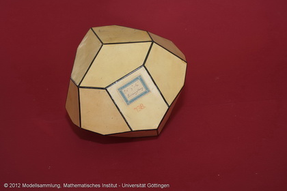 Crystal model made of cardboard