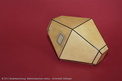 Crystal model made of cardboard