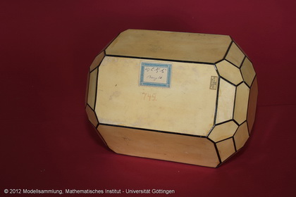 Crystal model made of cardboard